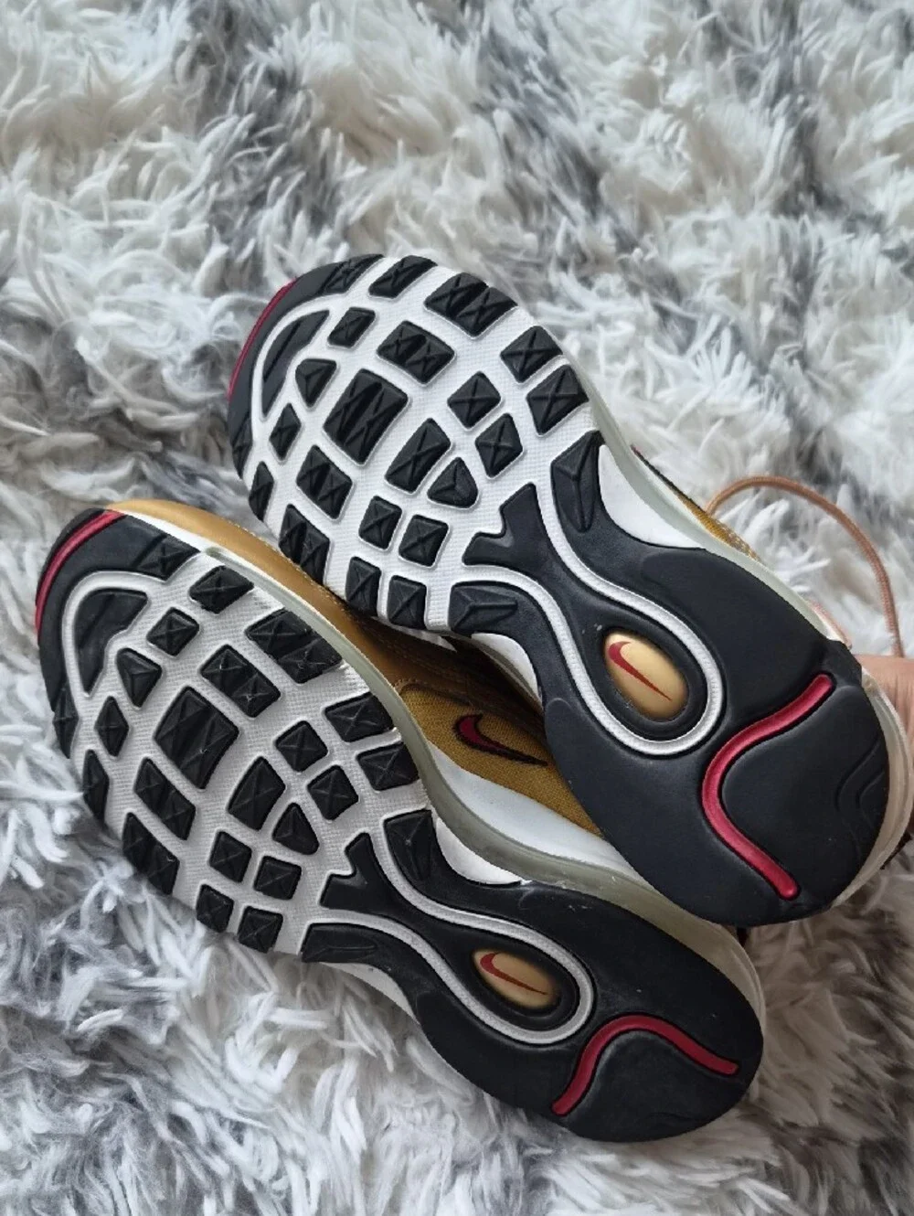 Nike sleek metallic